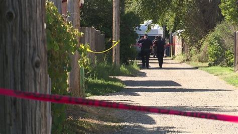2 found dead in Aurora, police say possibly dumped in alleyway